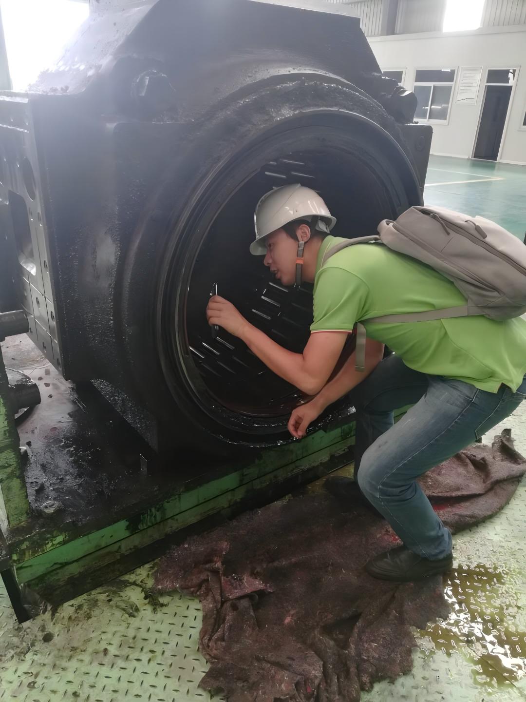 Follow-up service for the 1450 continuous rolling mill of a certain factory
